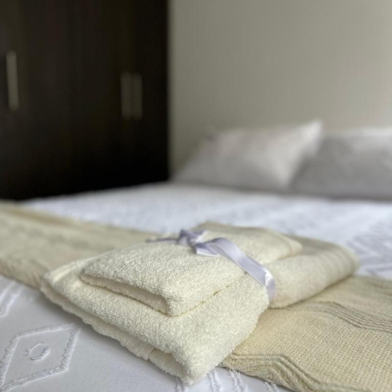 Quicentro Guest home By Carlos David - Two-Bedroom Apartment - 8