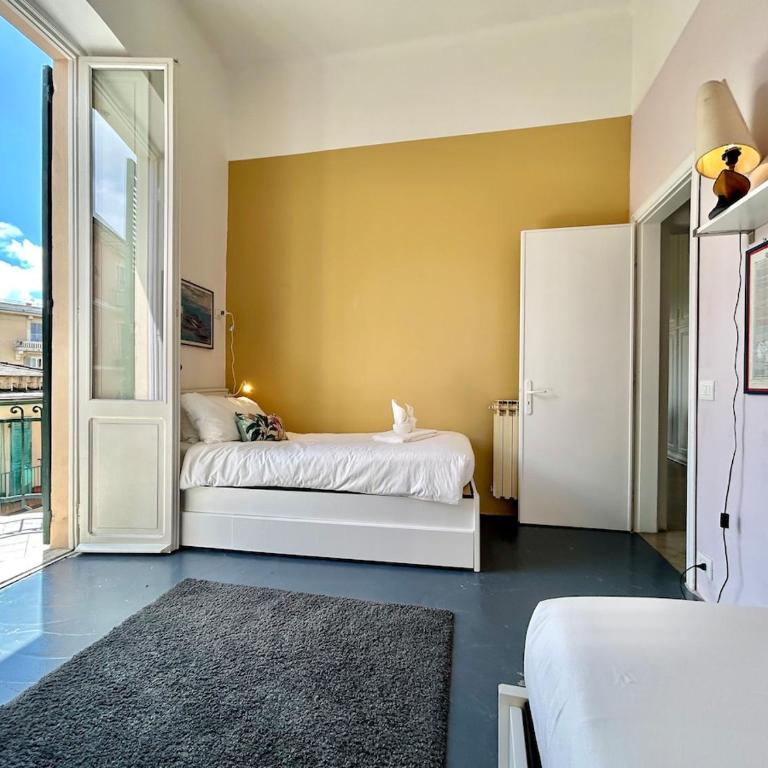 House and Art, luxury design with 80 sqm terrace - Apartment mit 2 Schlafzimmern und Balkon - 25