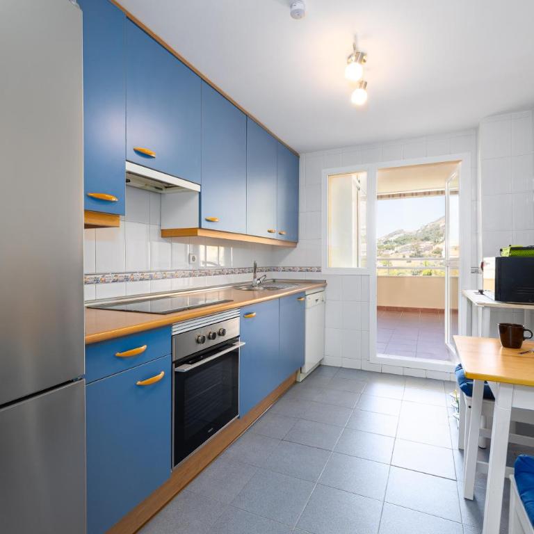Chill & Shine - Sun and Relax - Two-Bedroom Apartment - 5