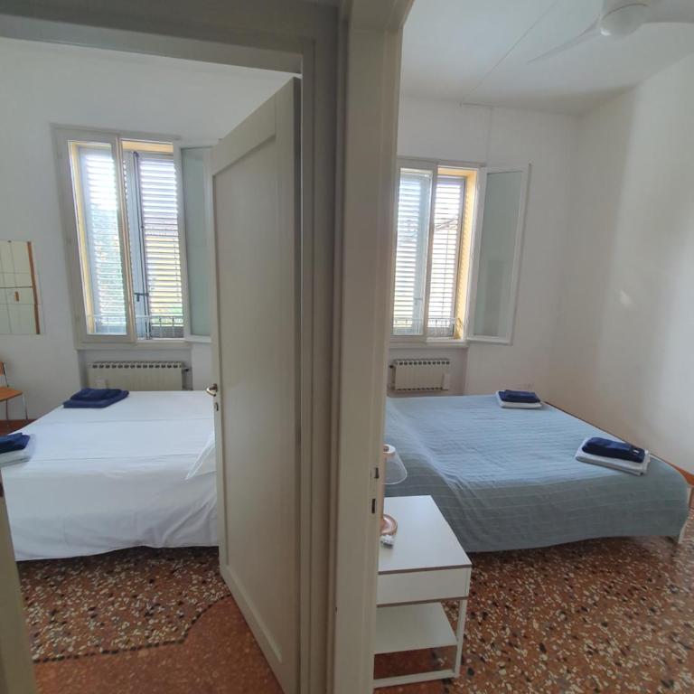 Bright Apartment with Attic - Appartamento con 2 Camere da Letto - 6
