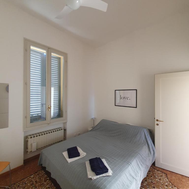 Bright Apartment with Attic - Appartamento con 2 Camere da Letto - 16