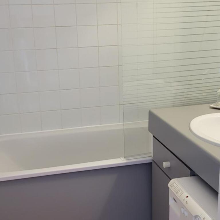 A SAISIR VUE SUR L'OCEAN, DIRECT PLAGE, PISCINE, appartement entier studio pour 4 personnes - Studio - Vue sur Mer - 4