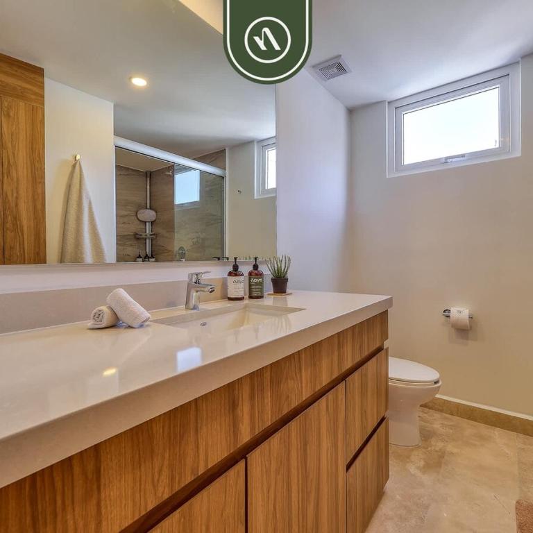 New Oceanview Condo with Beach - Pools - Gym - Vacation Home - 29