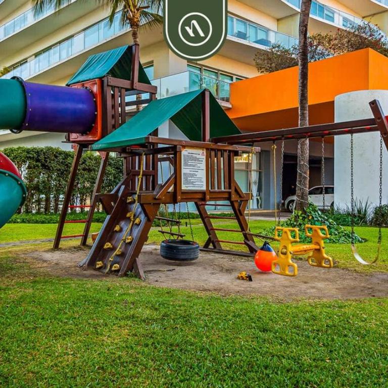 Beachfront 1 BR Condo with Multiple Pools - Gym - Casa - 10