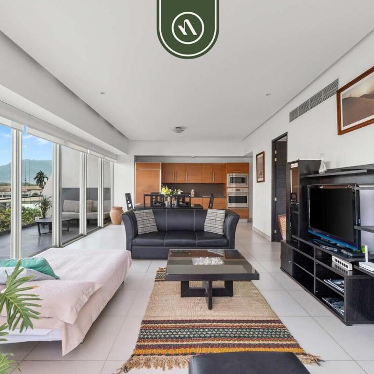 Beachfront 1 BR Condo with Multiple Pools - Gym - Casa - 15
