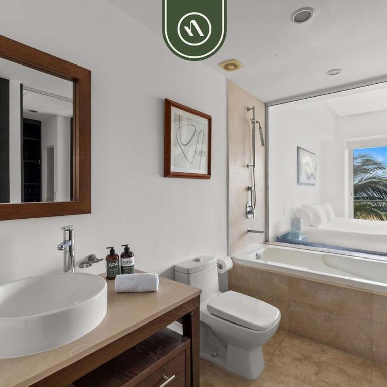 Beachfront 1 BR Condo with Multiple Pools - Gym - Casa - 28