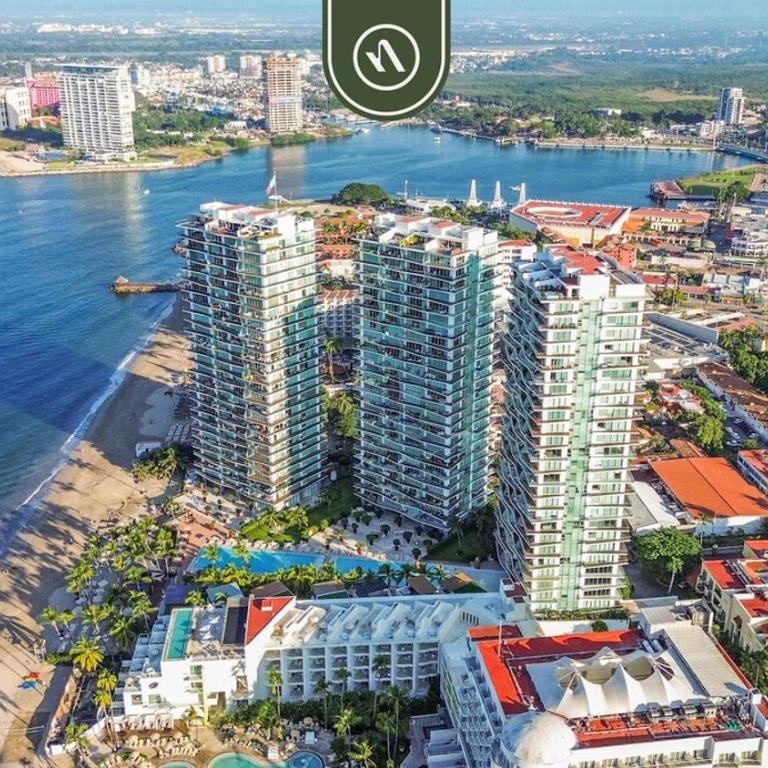 Beachfront 1 BR Condo with Multiple Pools - Gym - Casa - 34