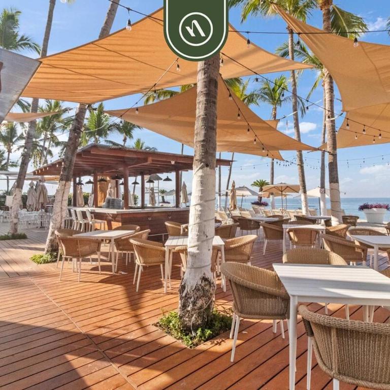 Beachfront 1 BR Condo with Multiple Pools - Gym - Casa - 56