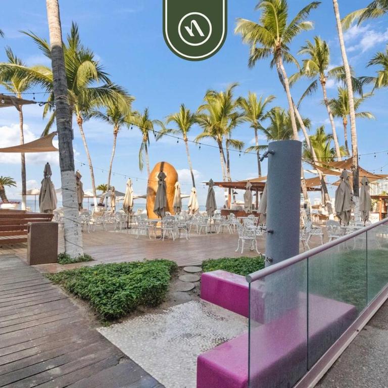 Beachfront 1 BR Condo with Multiple Pools - Gym - Casa - 57