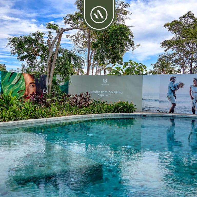 Luxury 2 BR Condo Near Beaches - Pools - Gym - Casa - 28