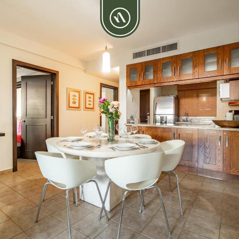 3BR Condo in the Krystal Grand Hotel - Beach - Casa - 7