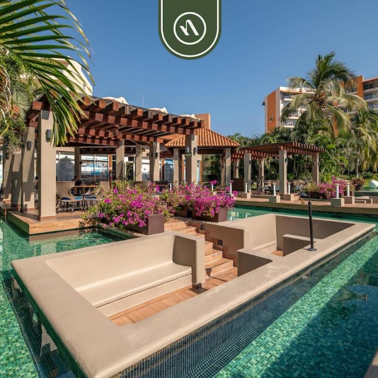 3BR Condo in the Krystal Grand Hotel - Beach - Casa - 10