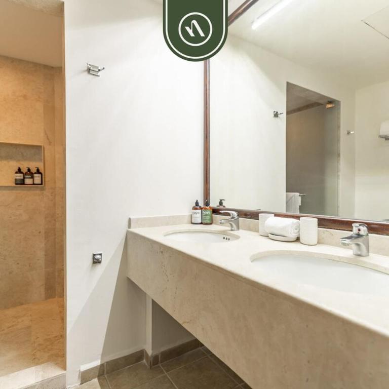 3BR Condo in the Krystal Grand Hotel - Beach - Casa - 25
