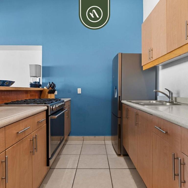 Mexican 2 BR Condo in Hotel Zone - Near the Beach - Vacation Home - 21