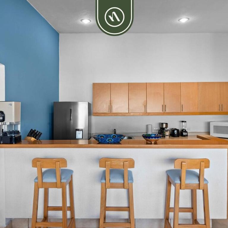 Mexican 2 BR Condo in Hotel Zone - Near the Beach - Vacation Home - 22