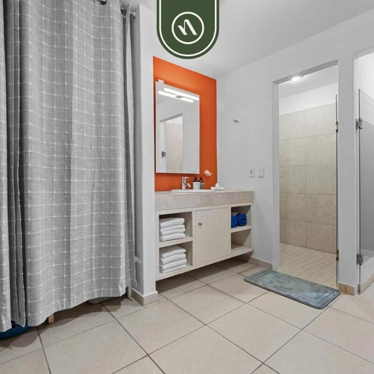 Mexican 2 BR Condo in Hotel Zone - Near the Beach - Vacation Home - 26