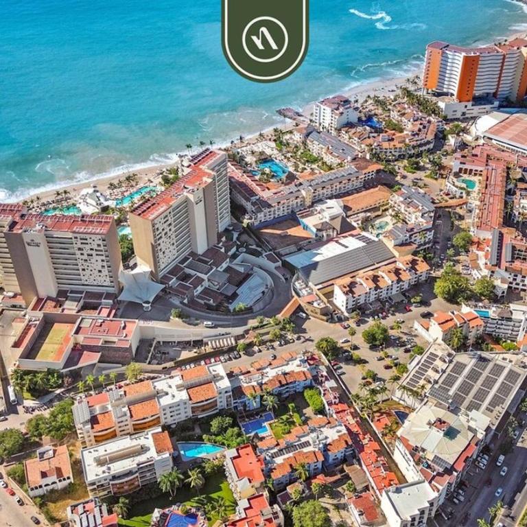 Mexican 2 BR Condo in Hotel Zone - Near the Beach - Vacation Home - 41