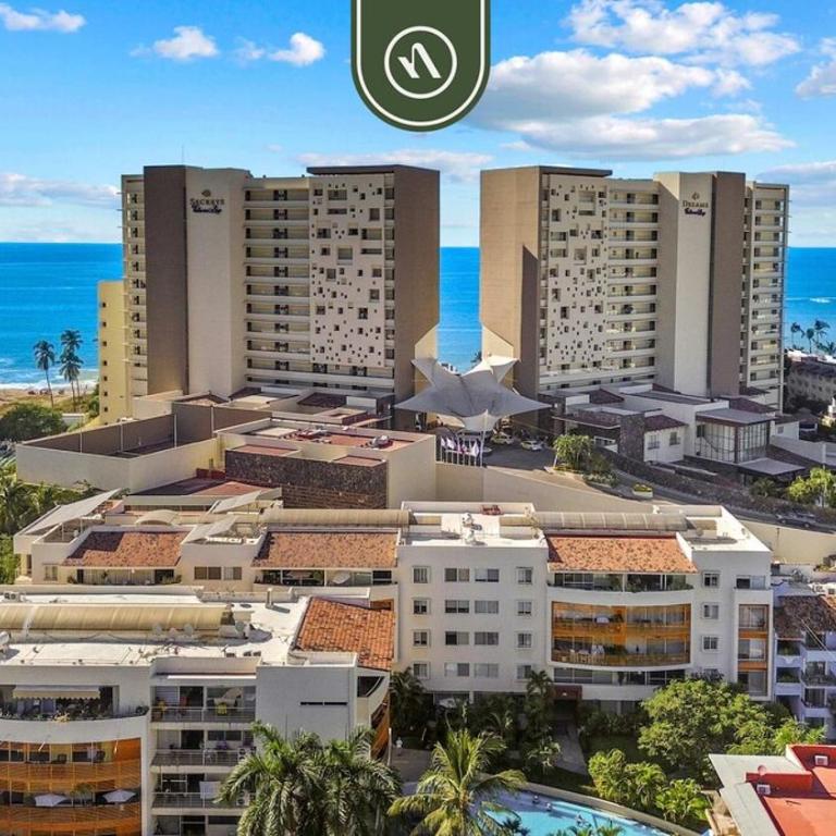 Mexican 2 BR Condo in Hotel Zone - Near the Beach - Vacation Home - 42