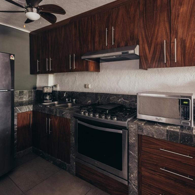 Cozy 2BR King beds - Rooftop Pool - Fast WiFi - Casa - 50