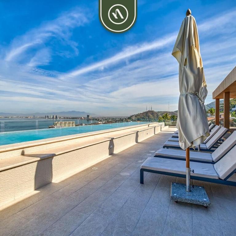 Luxury 2 BR Condo with Beachview - Rooftop Pool - Casa - 9