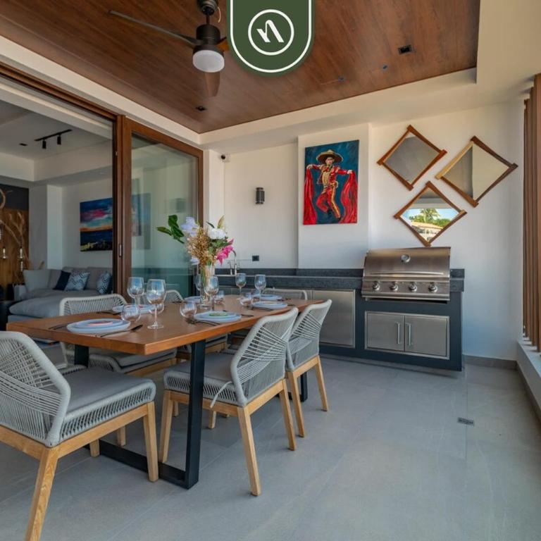 Luxury 2 BR Condo with Beachview - Rooftop Pool - Casa - 28