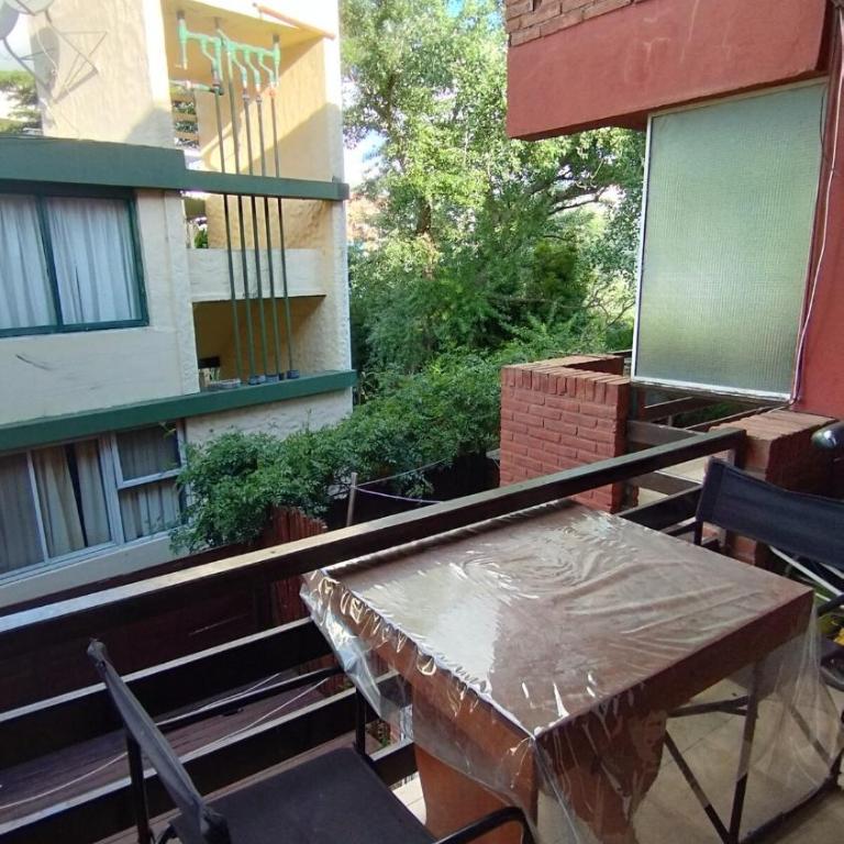 Duplex Amplio Zona Centro a 3 Cuadras del Mar - Apartamento de 2 dormitorios - 3