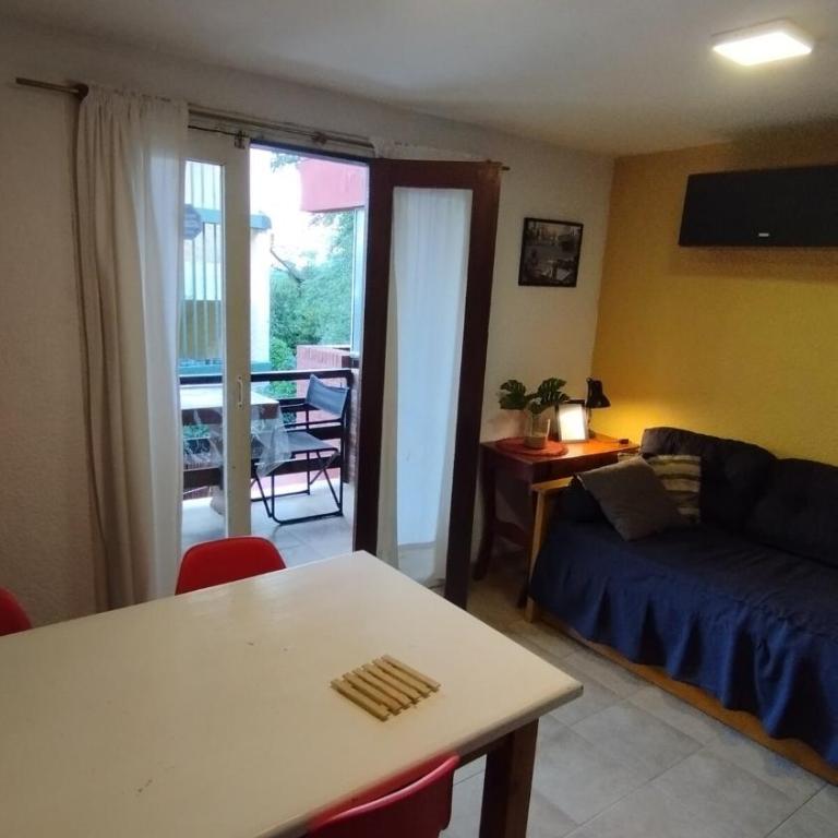 Duplex Amplio Zona Centro a 3 Cuadras del Mar - Apartamento de 2 dormitorios - 4