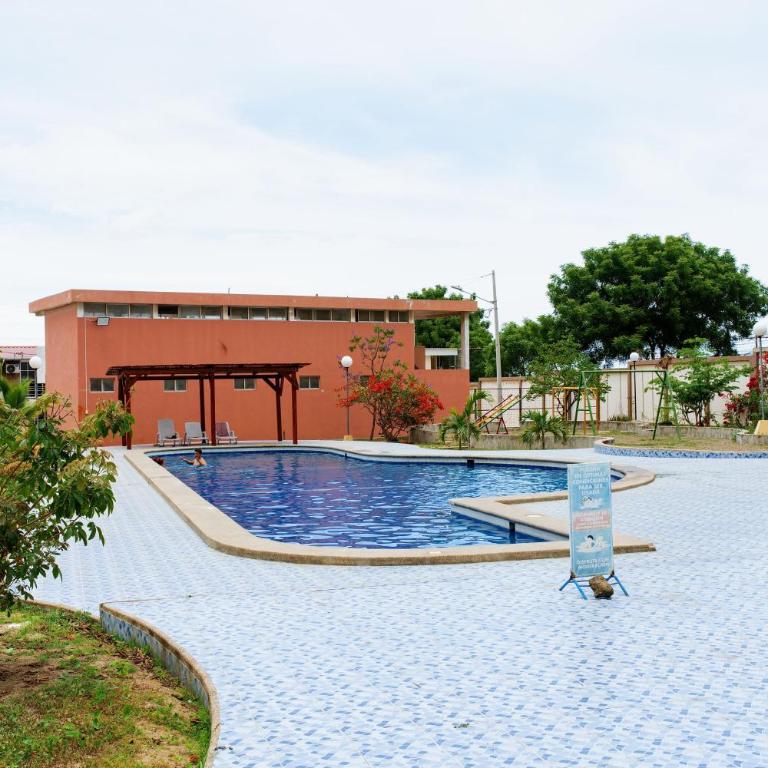 Hermosa casa independiente con jacuzzi privado y BBQ - Vacation Home - 22