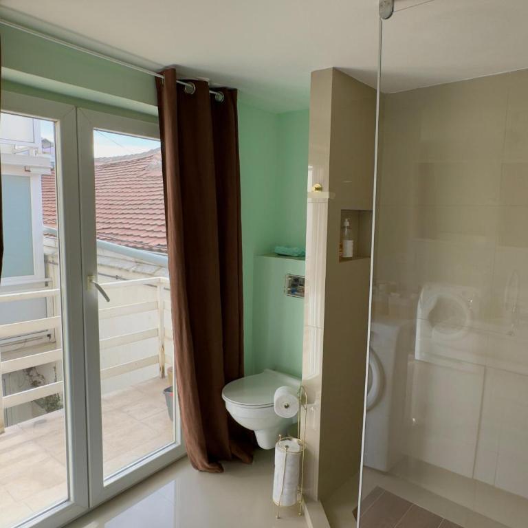 Apartman Car - One-Bedroom Apartment - 24