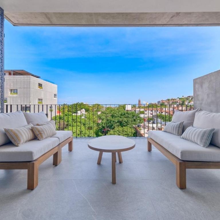Amazing 2BR Apt -Private Balcony - Rooftop Pool - Casa - 30