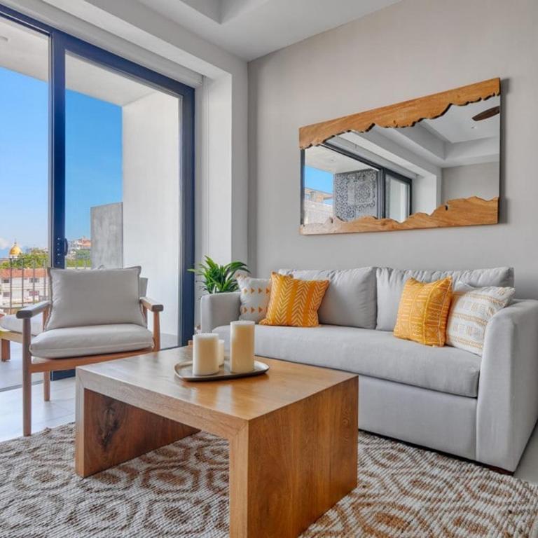 Amazing 2BR Apt -Private Balcony - Rooftop Pool - Casa - 51