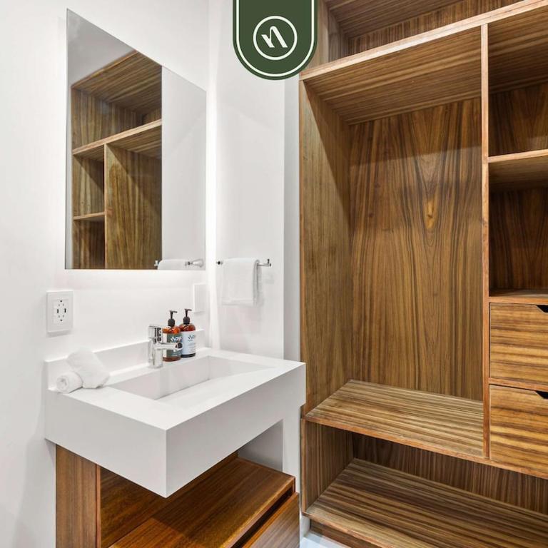 New 1 BR Condo - Rooftop Pool - Romantic Zone - Casa - 26