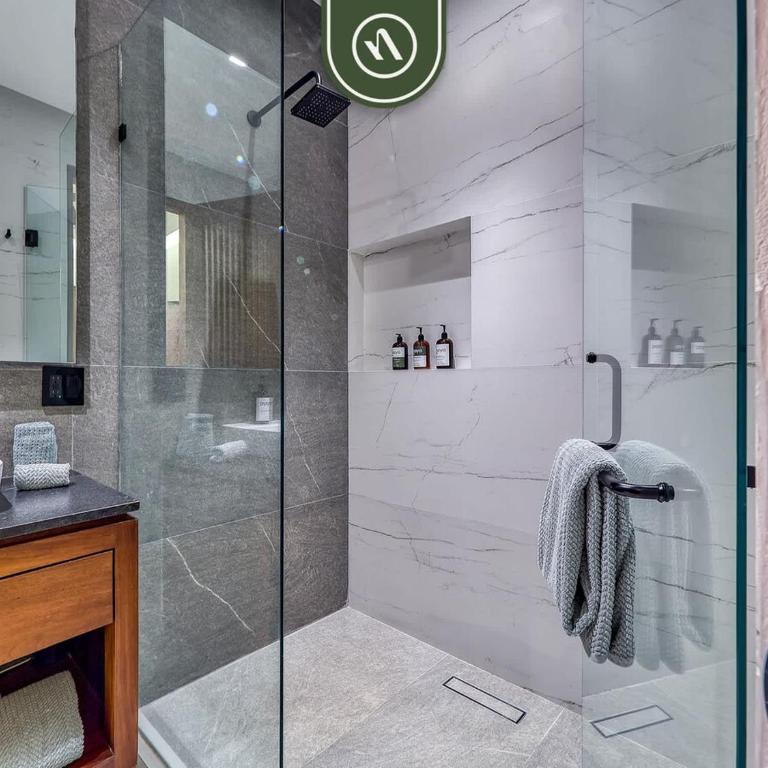 Amazing 1 BR Condo with Terrace - Rooftop Pool - Casa - 25