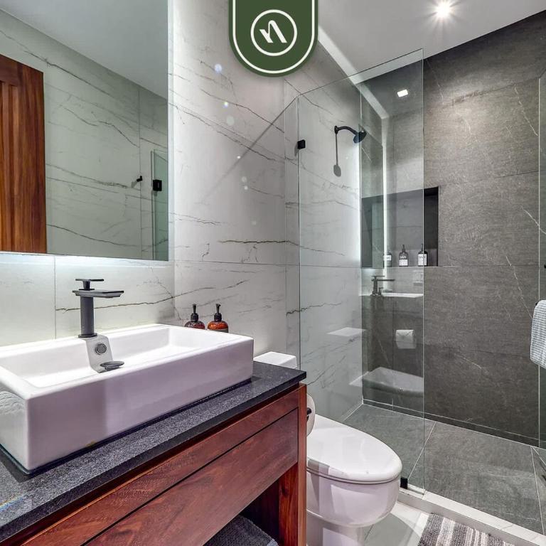 Amazing 1 BR Condo with Terrace - Rooftop Pool - Casa - 26