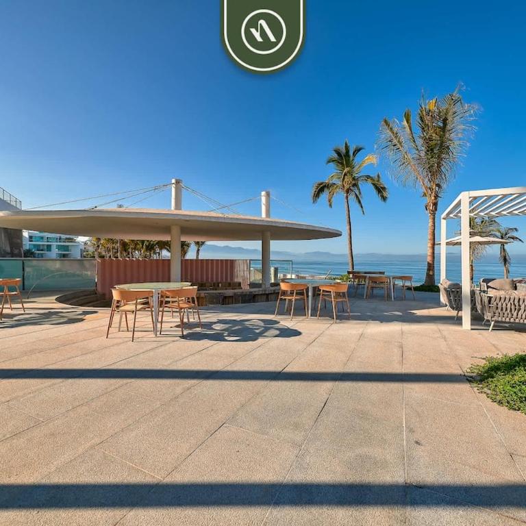 Stunning Oceanview Two Story Condo - Beach - Gym - Casa - 1