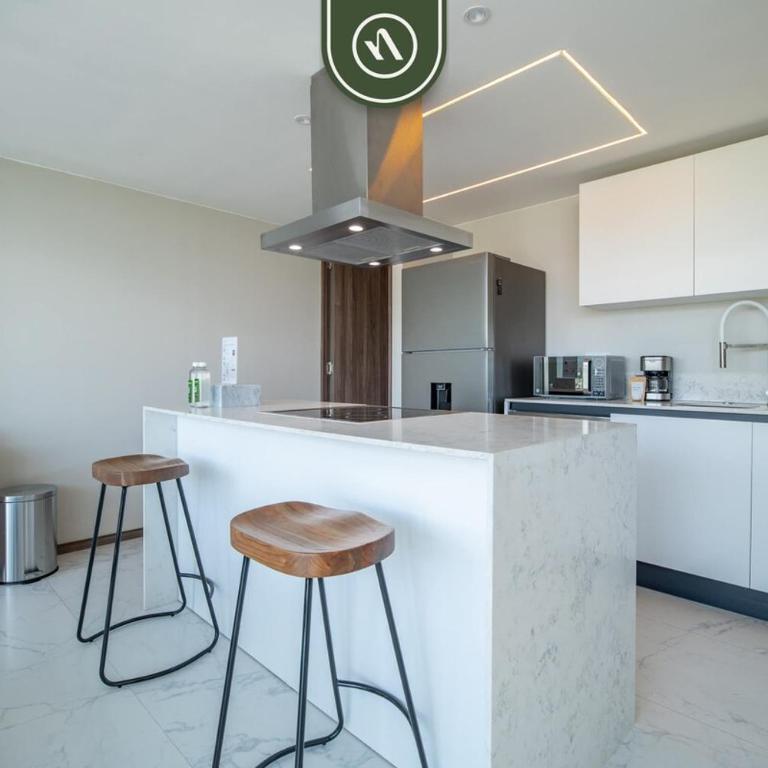 Stunning Oceanview Two Story Condo - Beach - Gym - Casa - 8