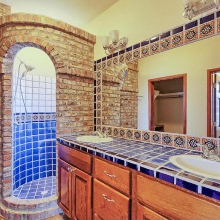 Bovedas House - Three-Bedroom House - 25