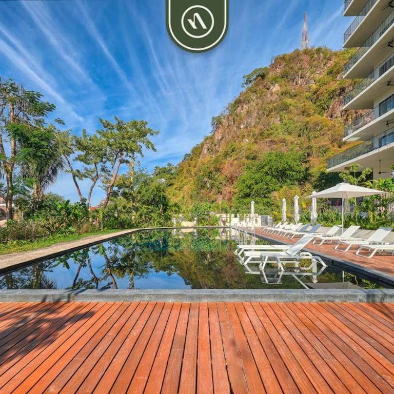 New Studio - King Bed - Pool - Jacuzzi - Gym - Vacation Home - 33