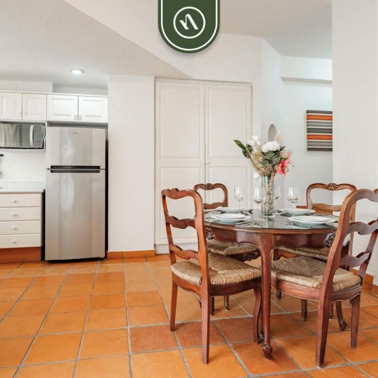 One Beach Street 310 - Amazing 2 BR Condo - Casa - 21