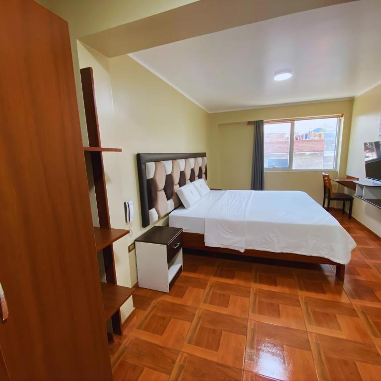 Hotel Leal - Deluxe Family Room - 4