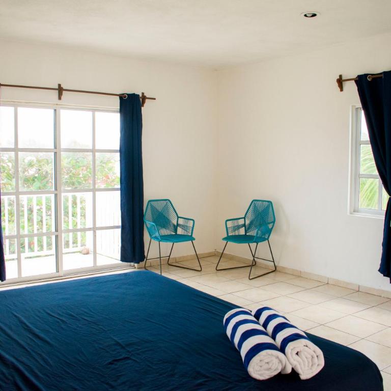 Balu Hotel - King Room with Balcony - 5