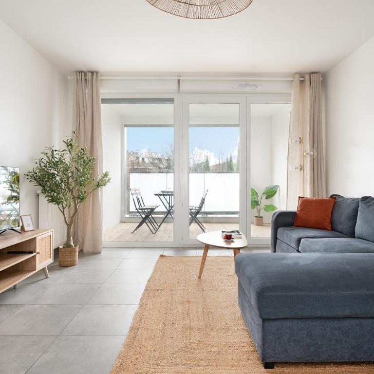 T2 Havre paix Toulouse avec terrasse - Parking privé - 5 min Métro patte d'oie - Clinique pasteur - One-Bedroom Apartment with Terrace - 6