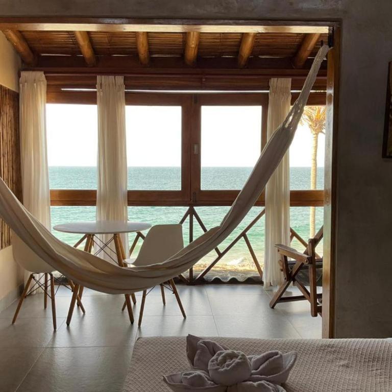Casa de Playa Bungalows & Restaurant - Deluxe Double Room with Sea View - 3