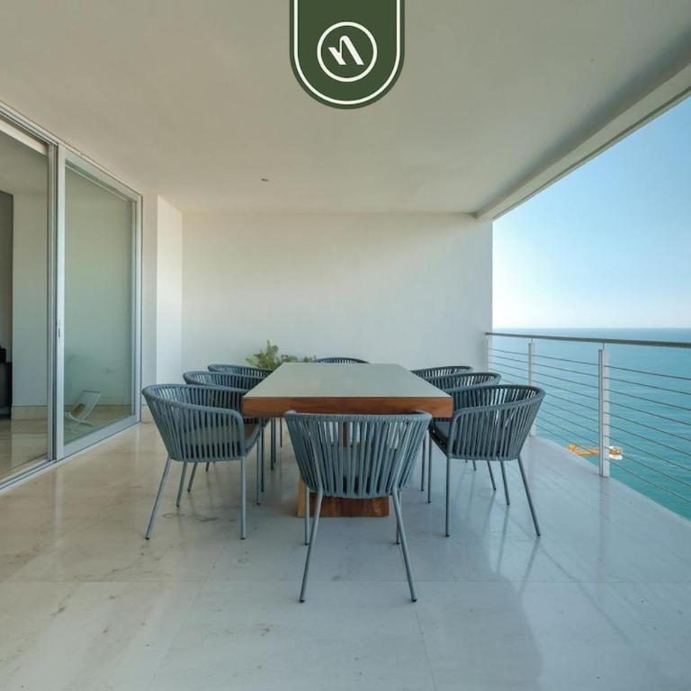 Oceanview Penthouse with Private Pool - BBQ - Vacation Home - 40