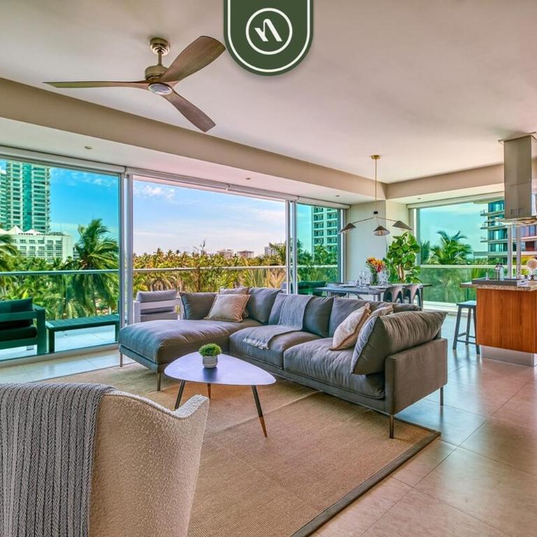 Luxury Oceanfront 2BR Condo with Private Balcony - Casa - 6