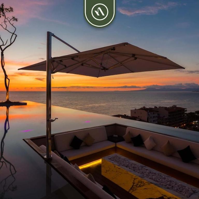 Luxury Corner Unit with Breataking Ocean Views - Casa - 1