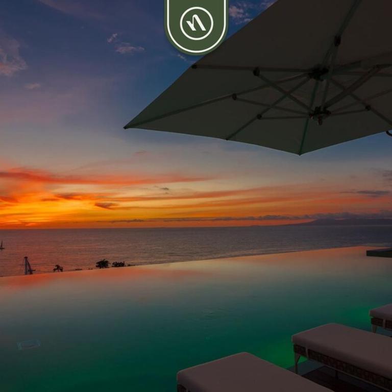 Luxury Corner Unit with Breataking Ocean Views - Casa - 36