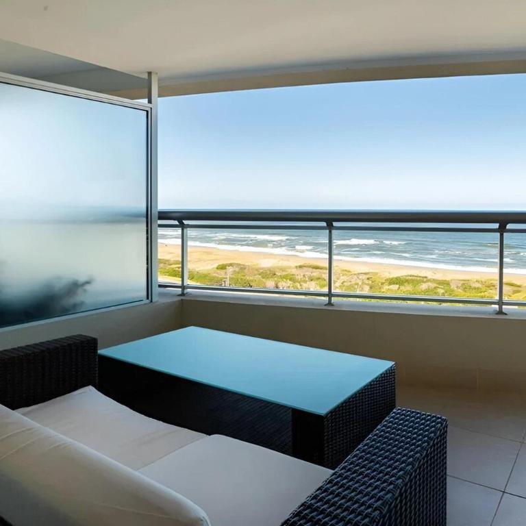 Moderno Apartamento Lujoso Frente a la Mejor Playa - Apartamento - 6