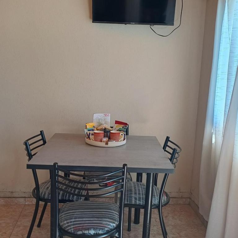 Refugio privado con pileta y parque - Two-Bedroom Apartment with View - 2