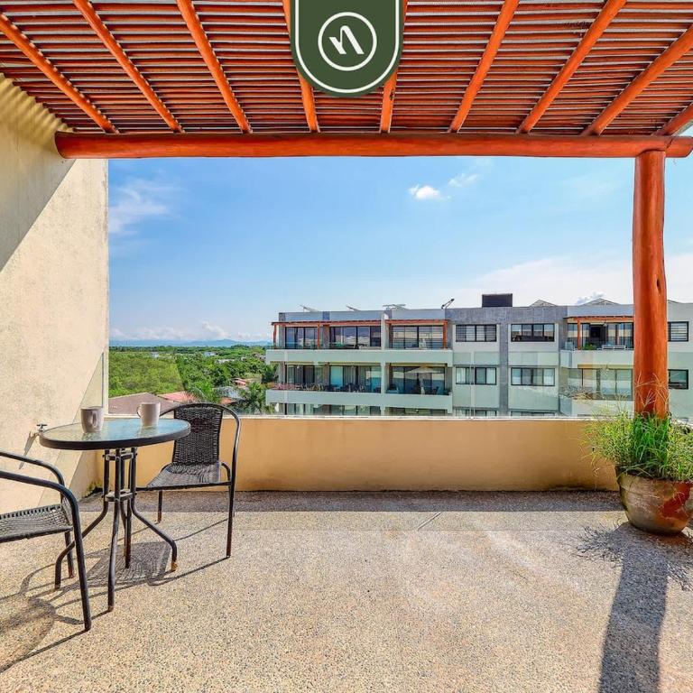 2BR Condo with Private Terrace - Near to the Beach - Casa - 8